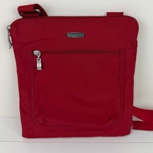 Baggallini Red Nylon Crossbody Shoulder Bag Travel Organizer Lightweight